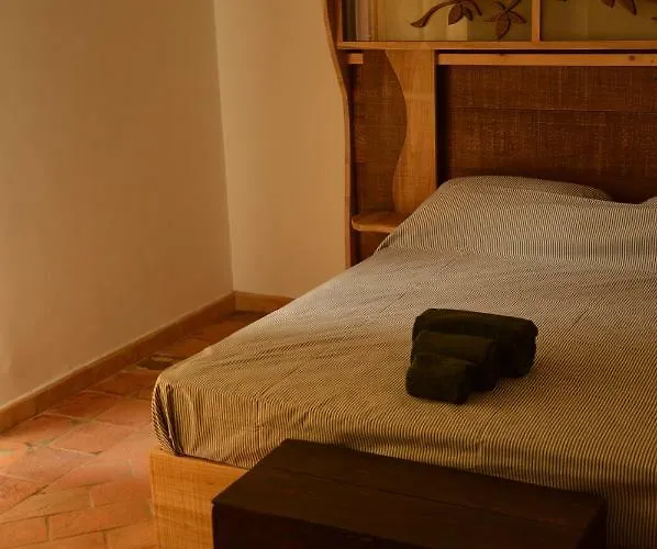 Agriturismo Riparossa Farm stay *